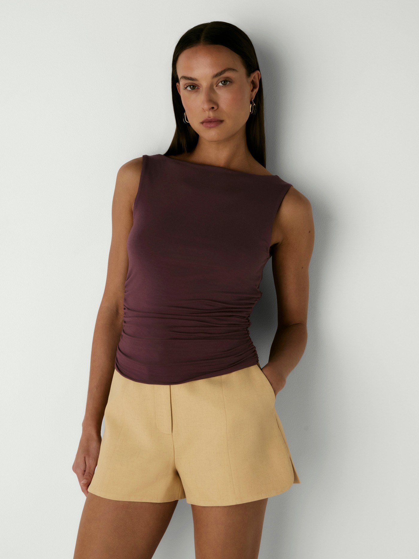 LOTTIE TOP