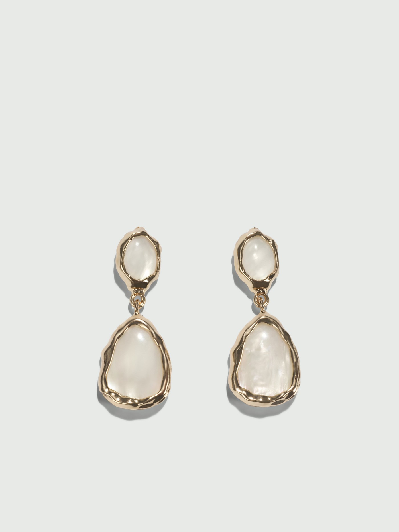 ASTON EARRING view 3