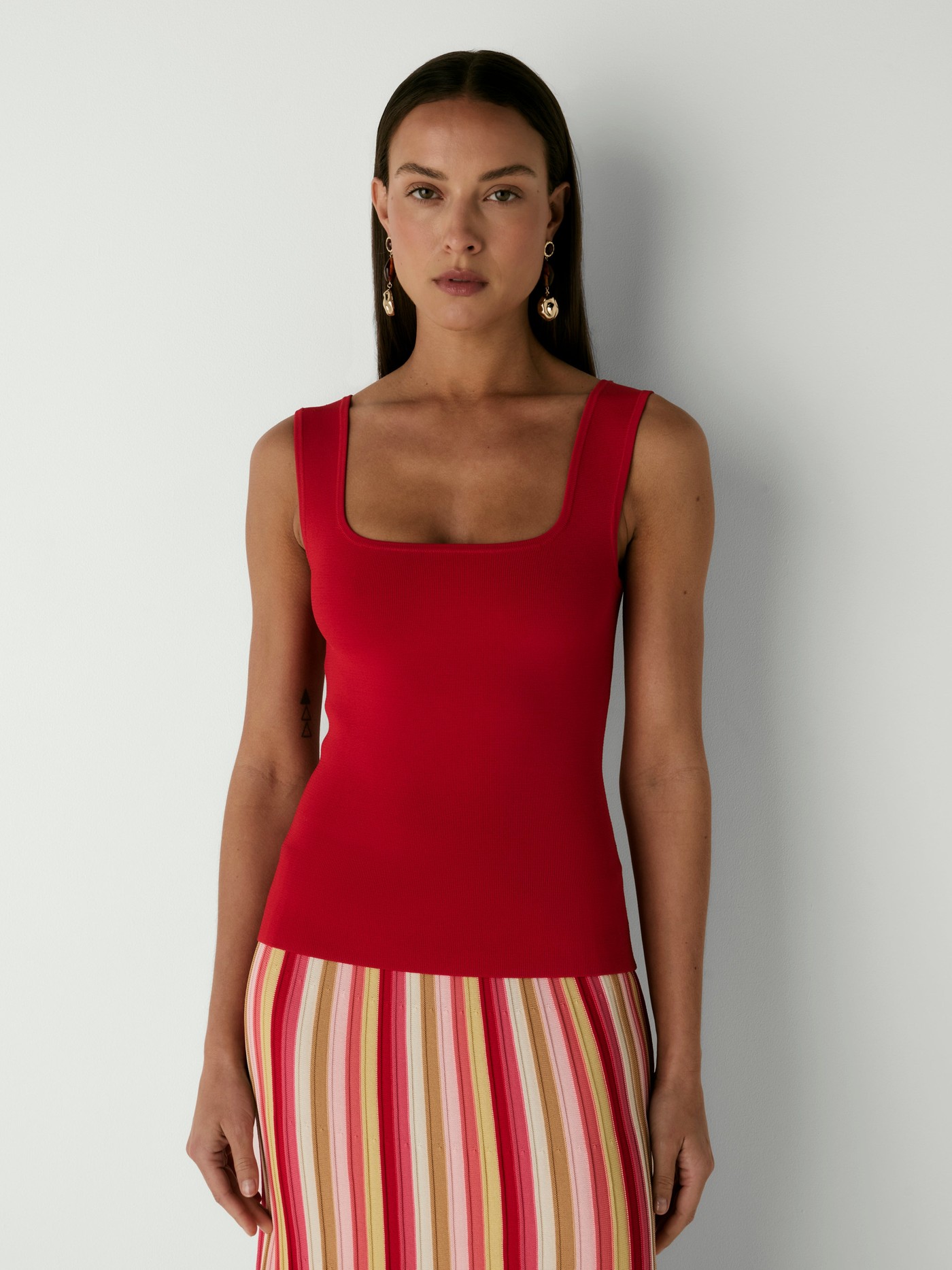 KAIA TOP